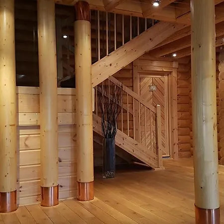 Le Pin Sylvestre Les Thermes 岩尼维利