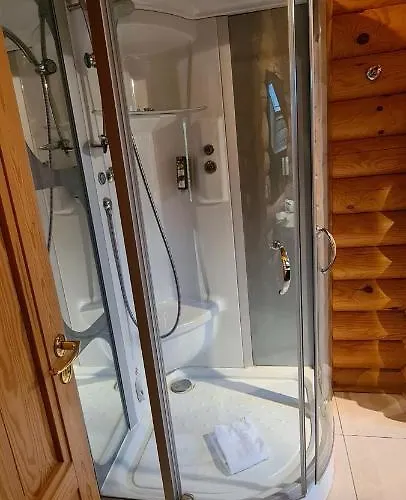 Le Pin Sylvestre Les Thermes 公寓式酒店 3*