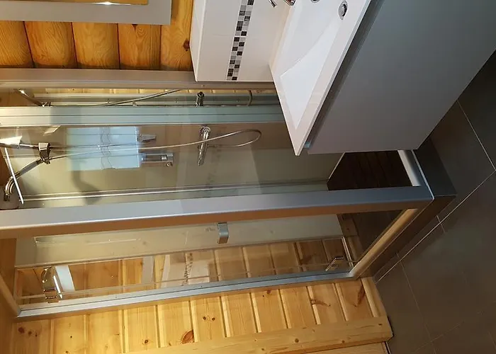 Le Pin Sylvestre Les Thermes 公寓式酒店 岩尼维利